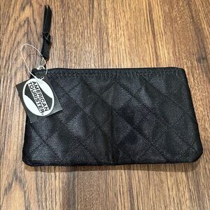 NWT American Tourister Wallet Pouch Black Quilted